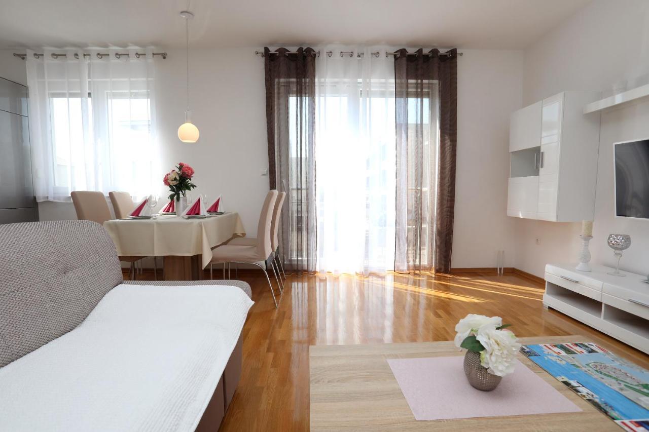 Apartmani Kolak Trogir Zewnętrze zdjęcie