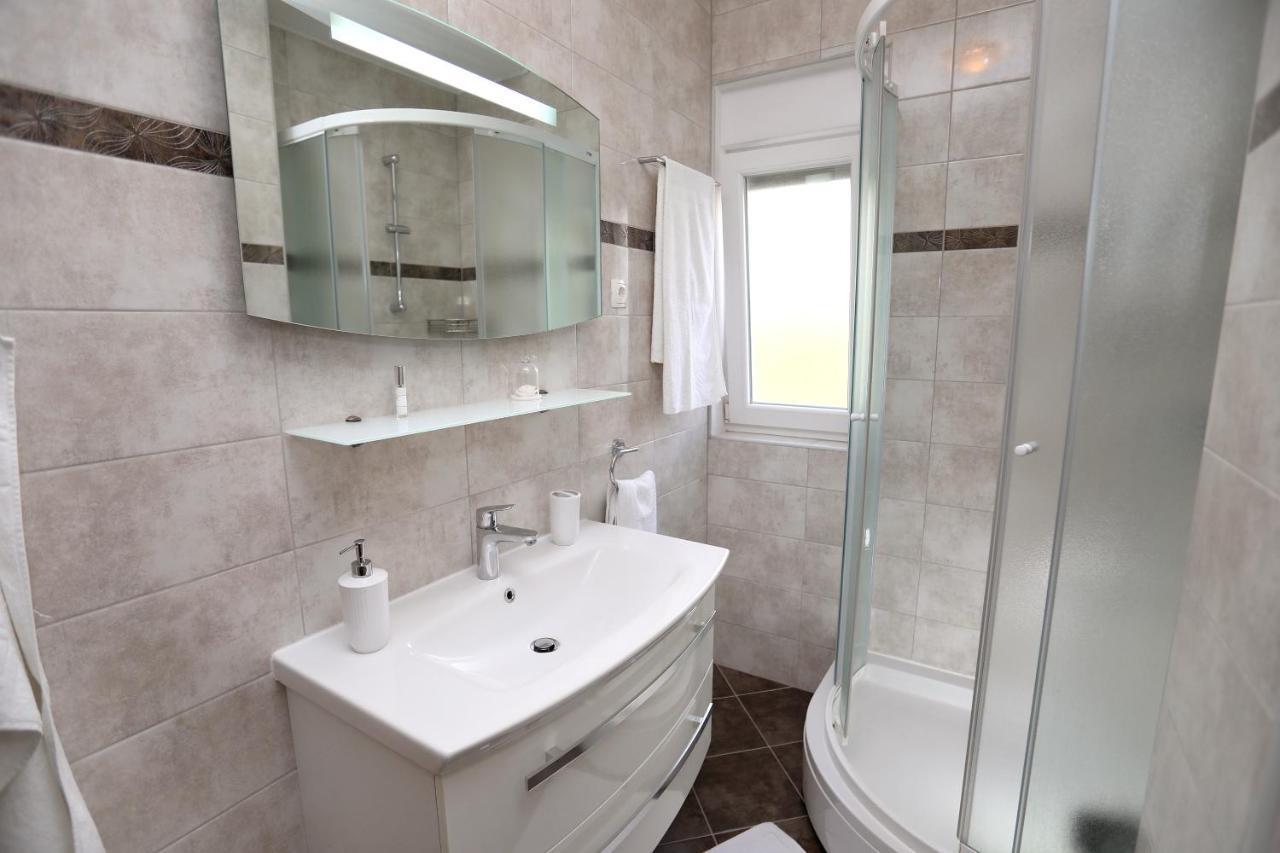 Apartmani Kolak Trogir Zewnętrze zdjęcie